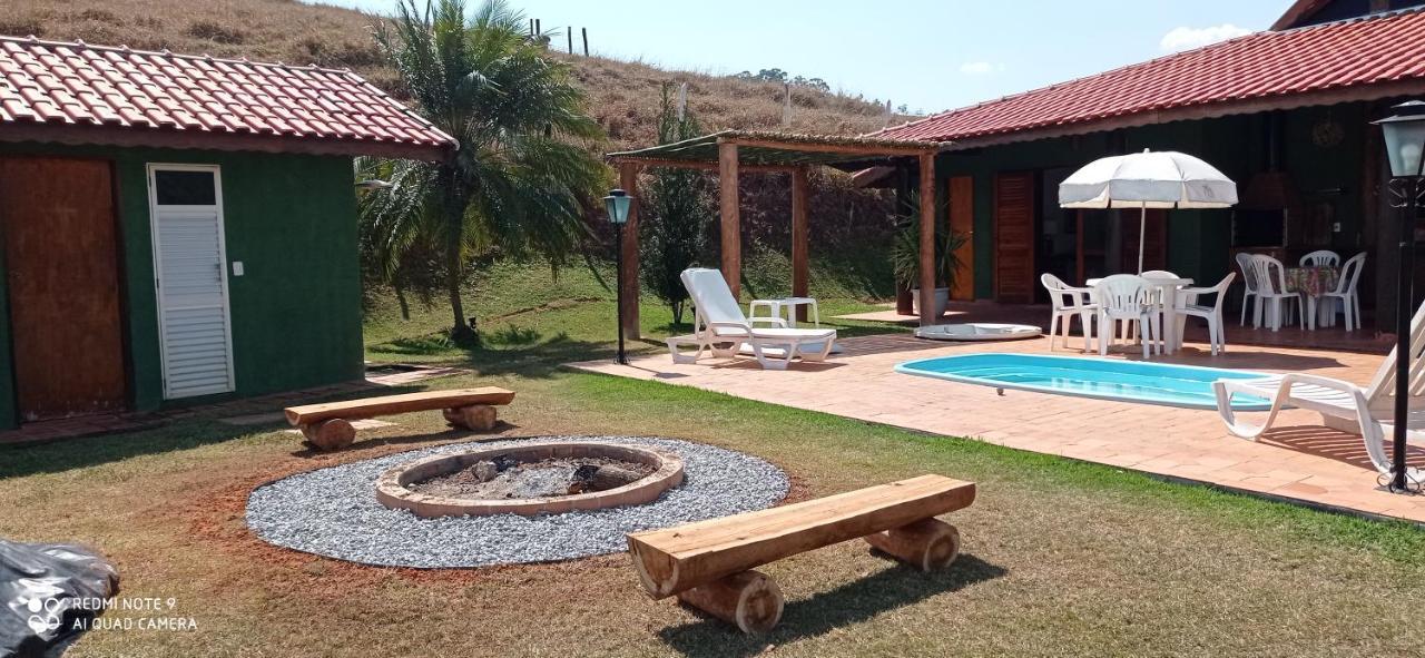 Villa Chale Da Montanha Taubaté Esterno foto